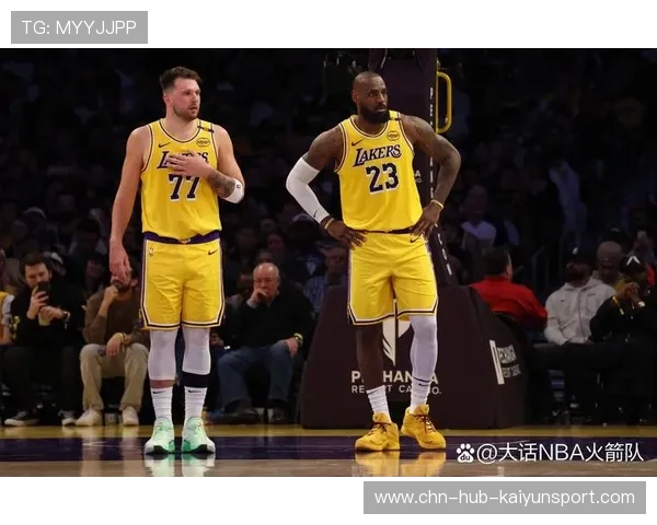 背靠背轮休!东契奇里夫斯缺战,开拓者湖人至少5人缺阵,湖人队与开拓者队比赛